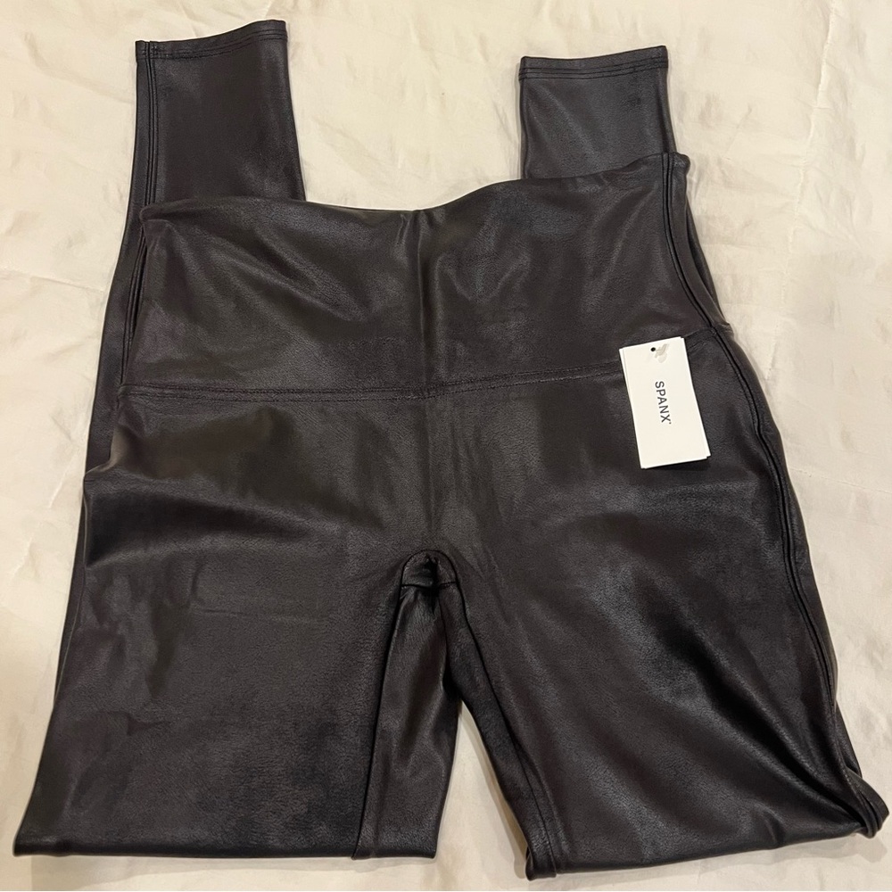 NWT SPANXshape Faux Leather Leggings - size xl
